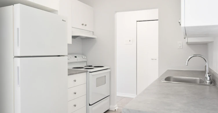 4000 Hungerford Gate, Ottawa, ON, K2L 2T4 - 3