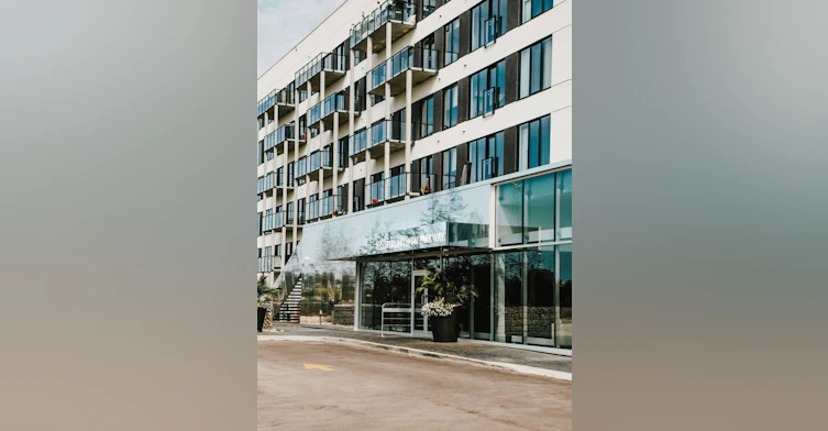 LXTX622-835 Sterling Lyon Parkway, Winnipeg, MB, R3P 2V5 - 2