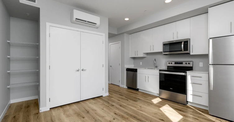 B311-B-2160 Mayer Road, Kelowna, BC, V1W 0A5 - 3