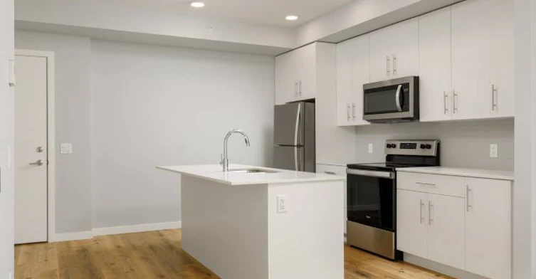 A310-2160 Mayer Road, Kelowna, BC, V1W 0A5 - 8