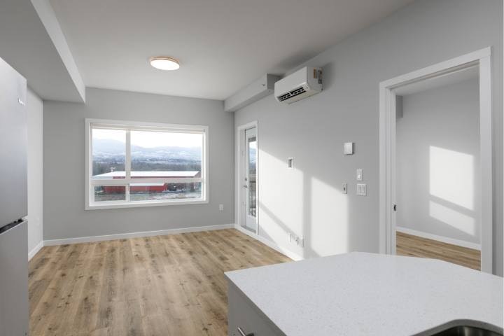 B420-2160 Mayer Road, Kelowna, BC, V1W 0A5 - 24