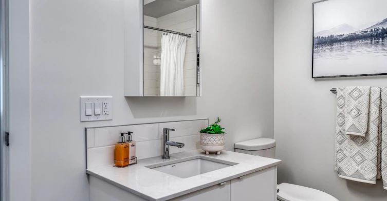 1-309, 1-407, 2-210, 1-510-916 Na'a Drive Southwest, Calgary, AB, T3H 6P3 - 9