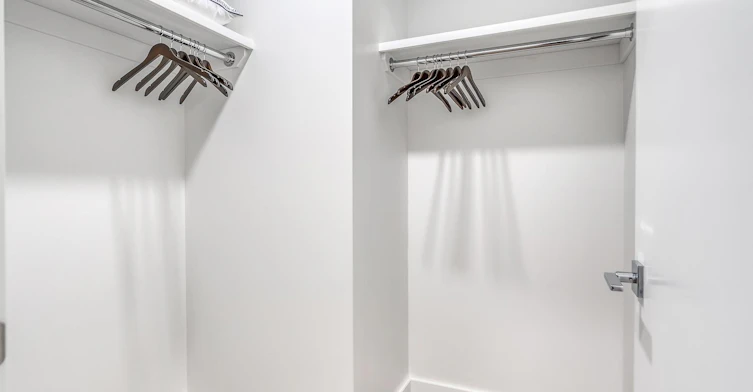 1-309, 1-407, 2-210, 1-510-916 Na'a Drive Southwest, Calgary, AB, T3H 6P3 - 10