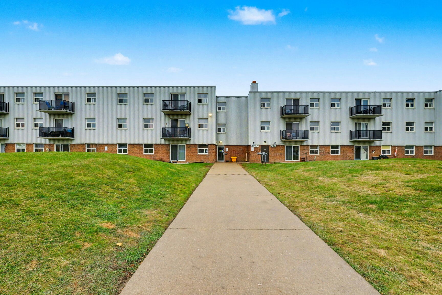 4-210-4 Avon Road, St. Thomas, ON, N5P 3P8 - 2