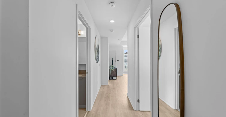 101 Roehampton Avenue, Toronto, ON, M4P 2W2