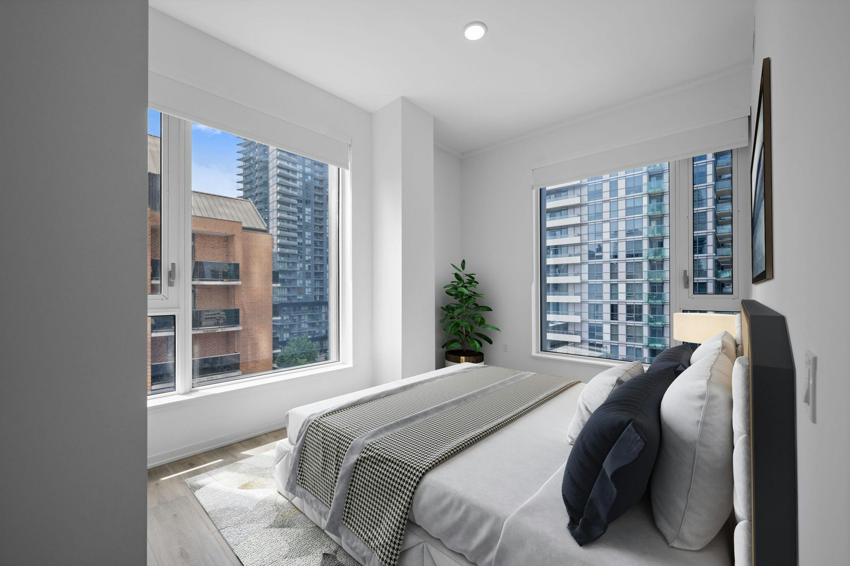 101 Roehampton Avenue, Toronto, ON, M4P 2W2 - 3