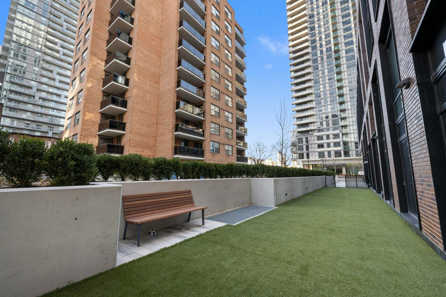 101 Roehampton Avenue, Toronto, ON, M4P 2W2 - 13