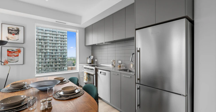101 Roehampton Avenue, Toronto, ON, M4P 2W2 - 57