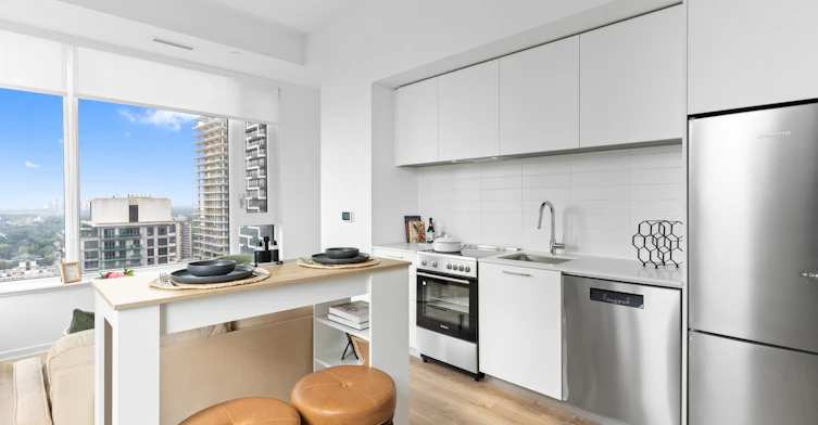 101 Roehampton Avenue, Toronto, ON, M4P 2W2 - 38