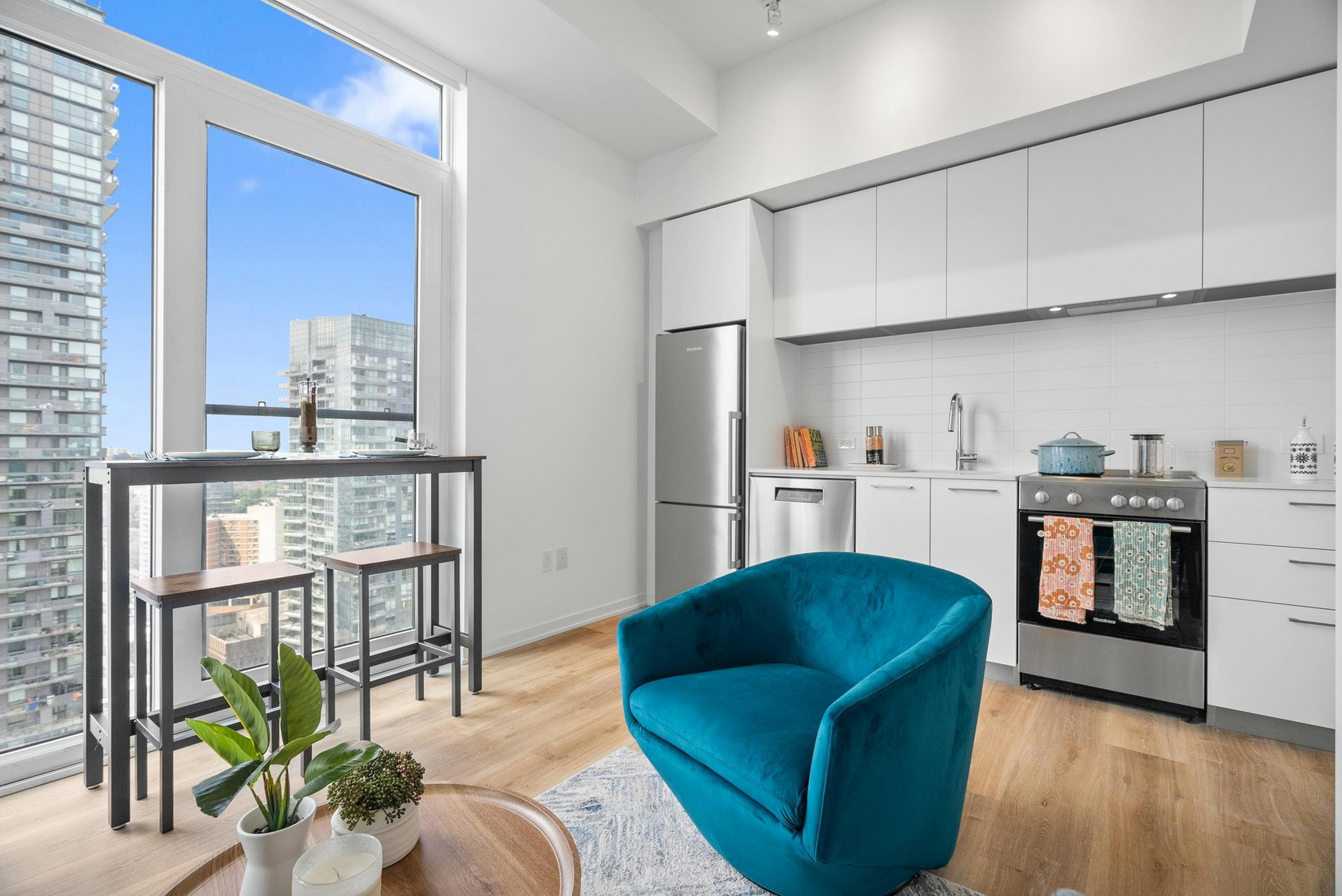 101 Roehampton Avenue, Toronto, ON, M4P 2W2 - 28