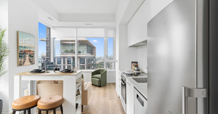 101 Roehampton Avenue, Toronto, ON, M4P 2W2 - 40