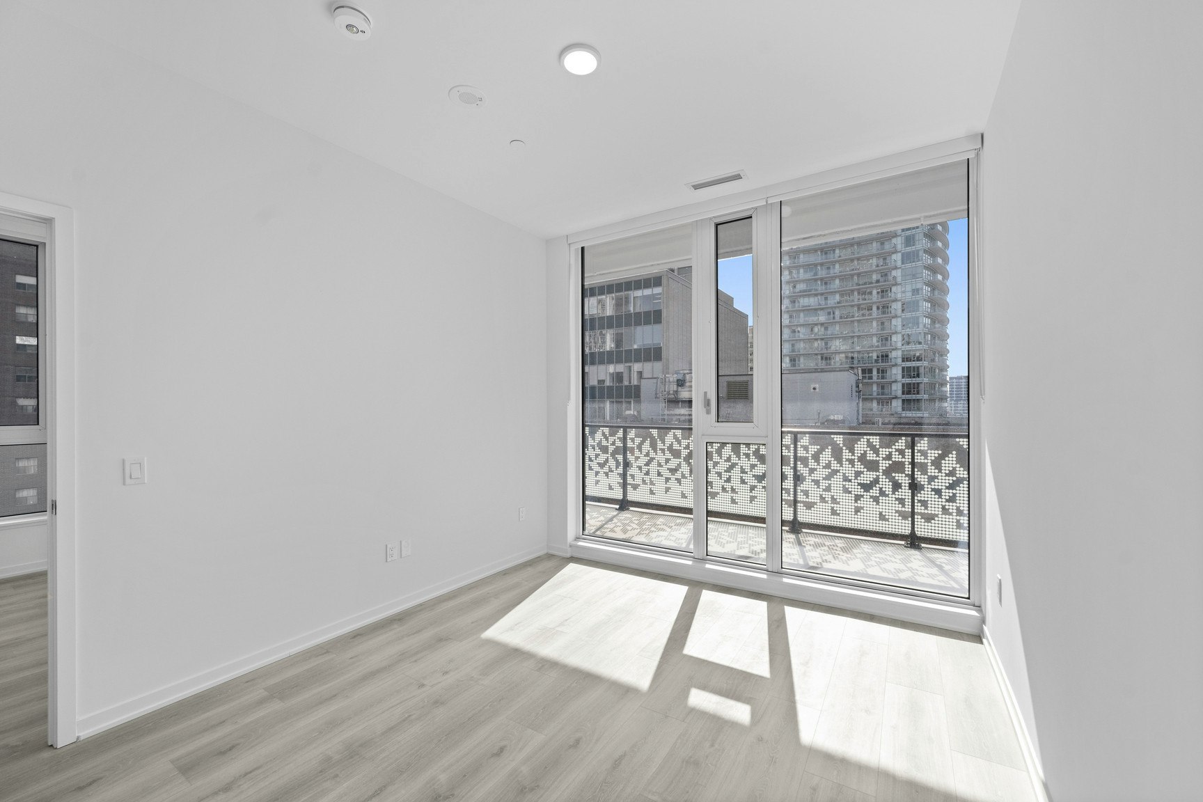 308-101 Roehampton Avenue, Toronto, ON, M4P 2W2 - 6
