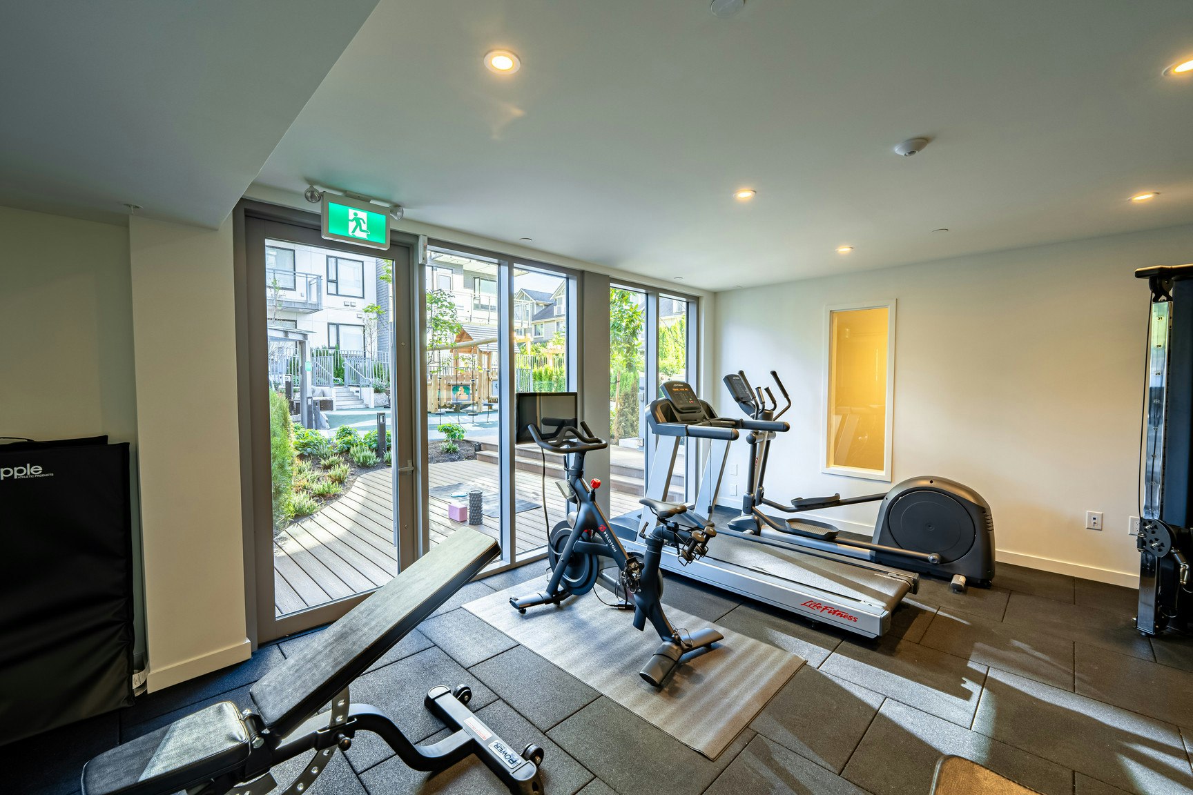 E504-608 Regan Avenue, Coquitlam, BC, V3J 3A4 - 6
