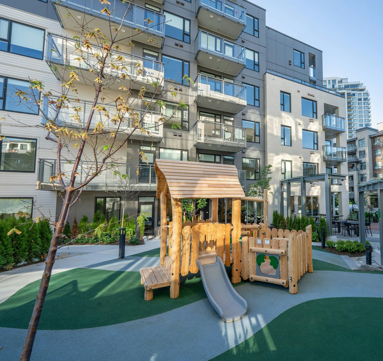 W605-608 Regan Avenue, Coquitlam, BC, V3J 3A4 - 2
