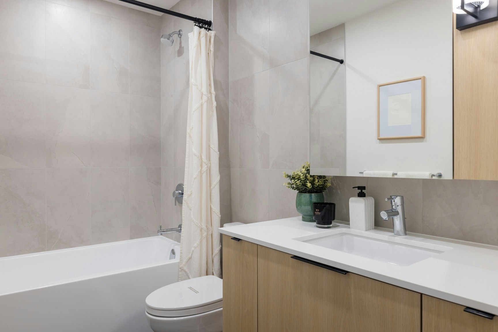 W606-608 Regan Avenue, Coquitlam, BC, V3J 3A4 - 14