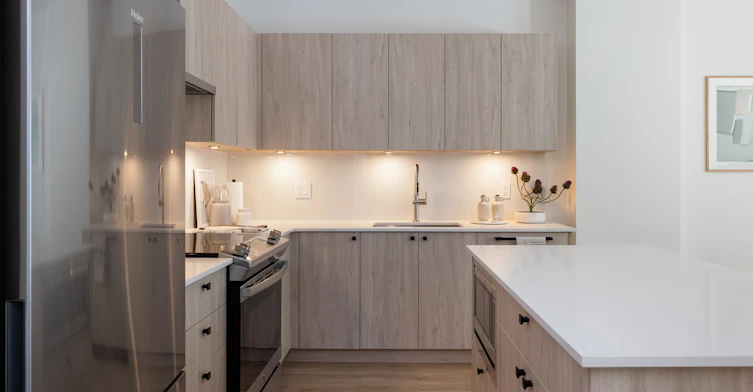 509B-250 EAST 15th Street, North Vancouver, BC, V7L 2R4 - 4