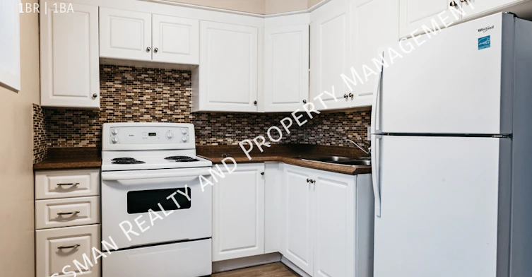 B-626 17 Avenue E, Regina, SK, S4N 0Y7 - 2