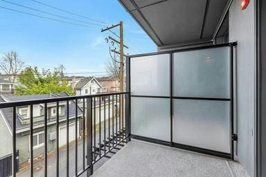 209-3455 E Hastings, Vancouver, BC, V5K 2A5 - 6