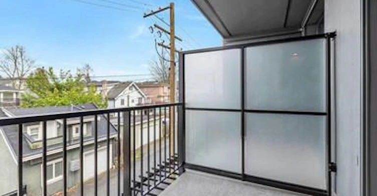 209-3455 E Hastings, Vancouver, BC, V5K 2A5 - 6