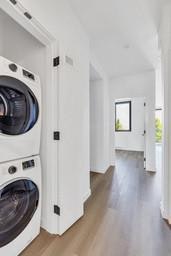 209-3455 E Hastings, Vancouver, BC, V5K 2A5 - 2
