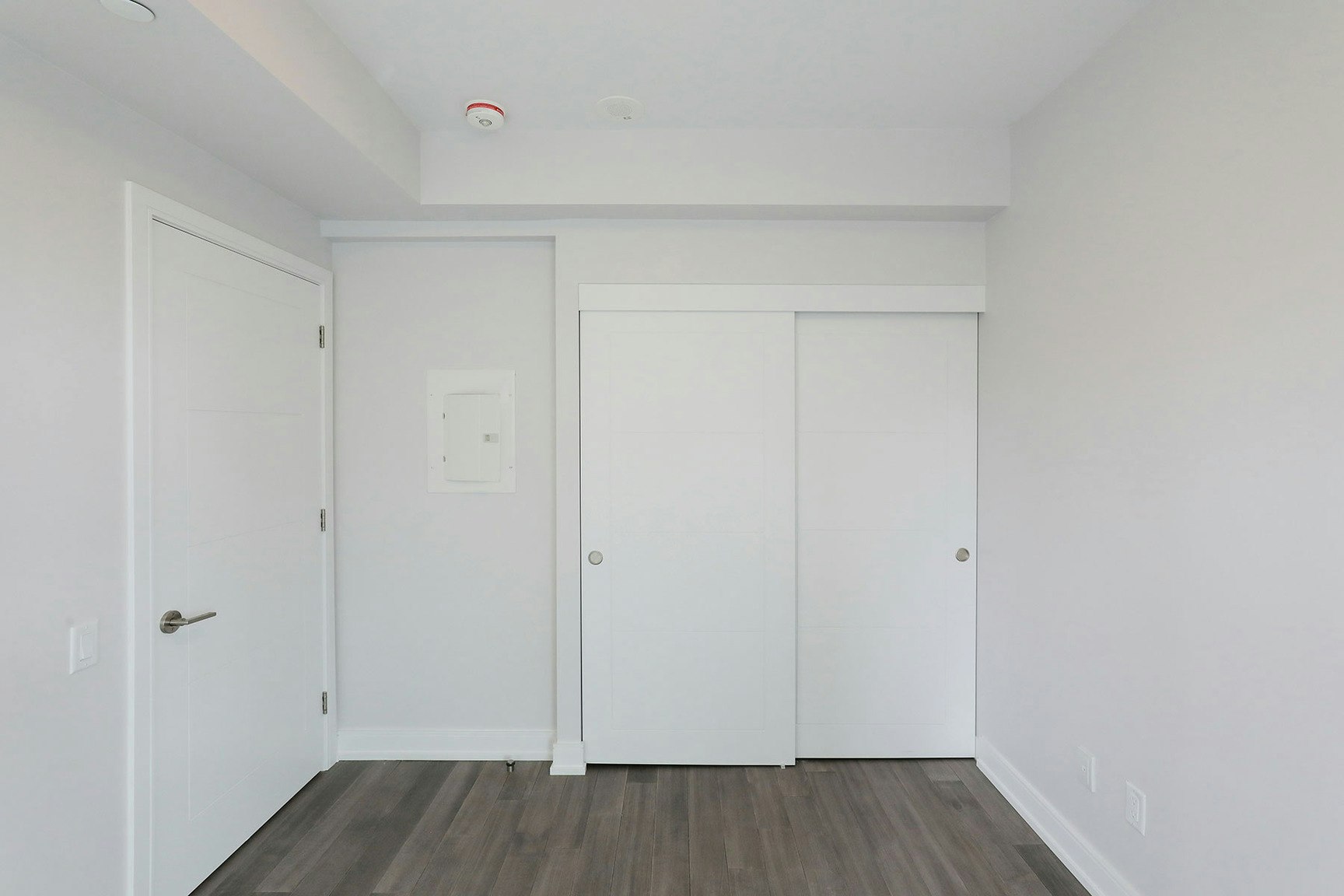2525 Bathurst Street, Toronto, ON, M6B 2Y9 - 5
