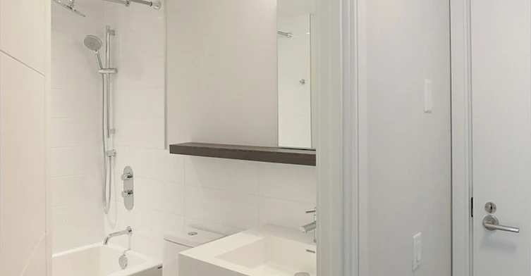 2525 Bathurst Street, Toronto, ON, M6B 2Y9 - 8