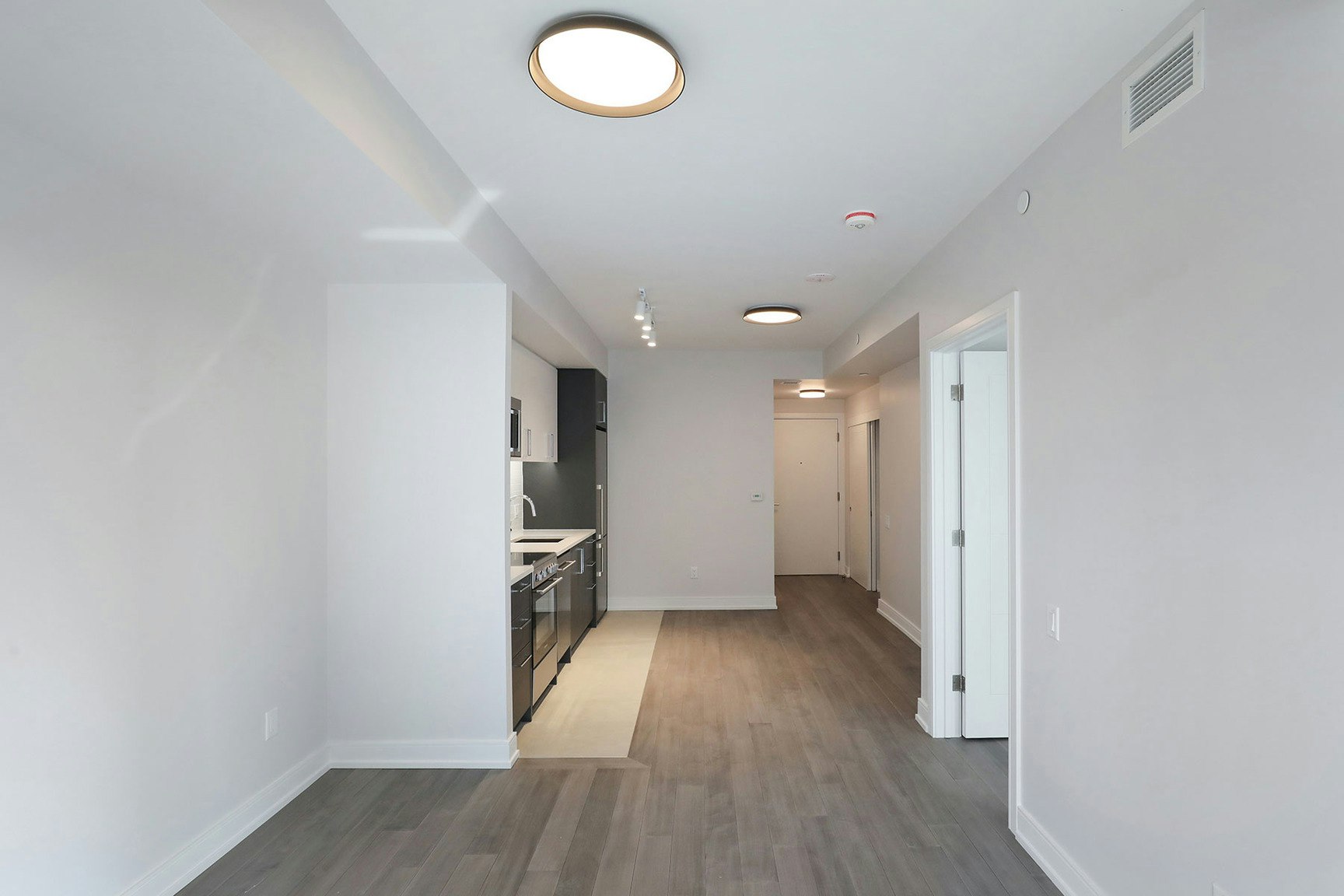 2525 Bathurst Street, Toronto, ON, M6B 2Y9 - 3