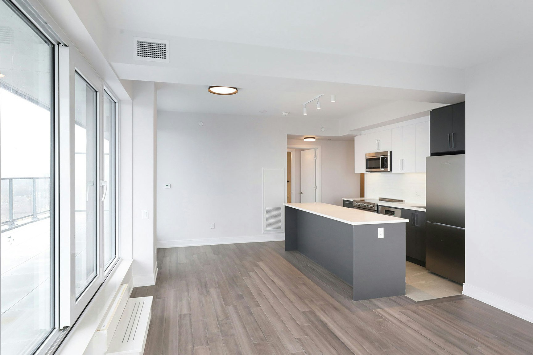 2525 Bathurst Street, Toronto, ON, M6B 2Y9 - 15