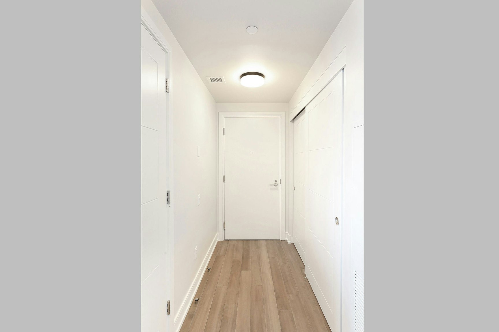 2525 Bathurst Street, Toronto, ON, M6B 2Y9 - 2