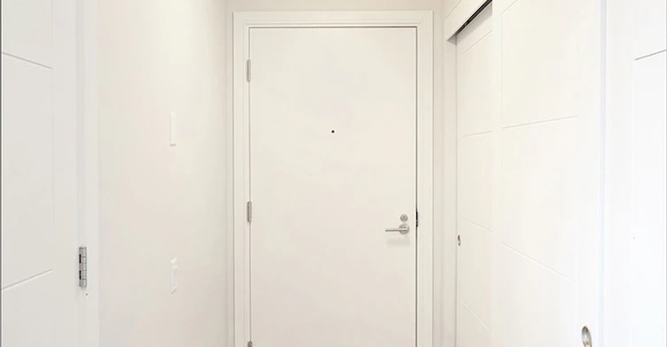 2525 Bathurst Street, Toronto, ON, M6B 2Y9 - 2