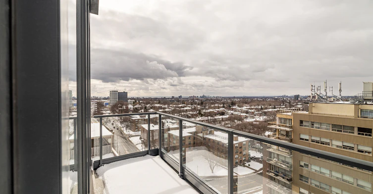 2525 Bathurst Street, Toronto, ON, M6B 2Y9 - 35