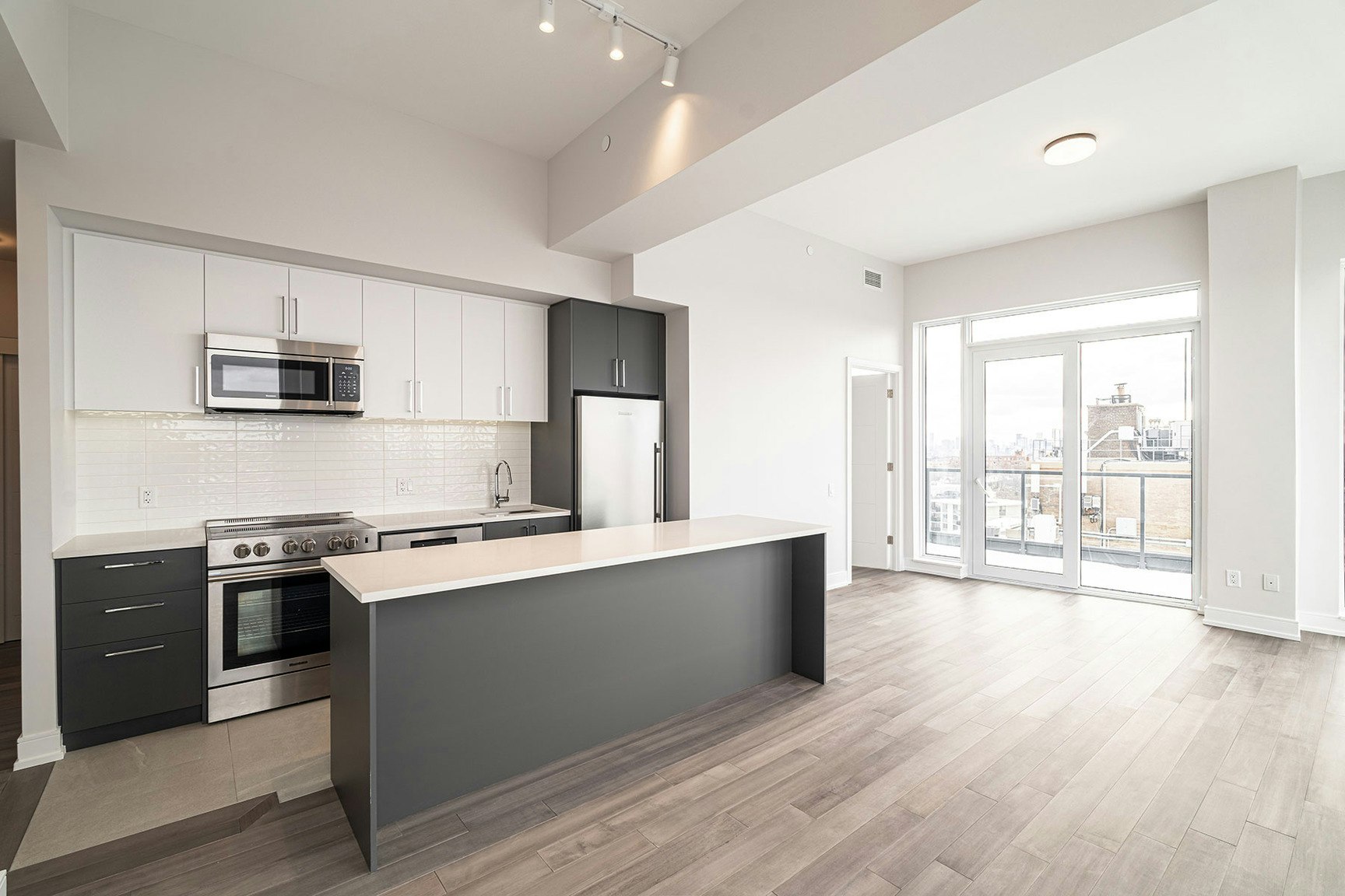2525 Bathurst Street, Toronto, ON, M6B 2Y9 - 20