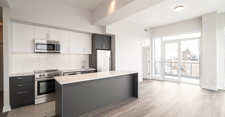 2525 Bathurst Street, Toronto, ON, M6B 2Y9 - 20