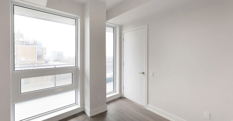 2525 Bathurst Street, Toronto, ON, M6B 2Y9 - 13