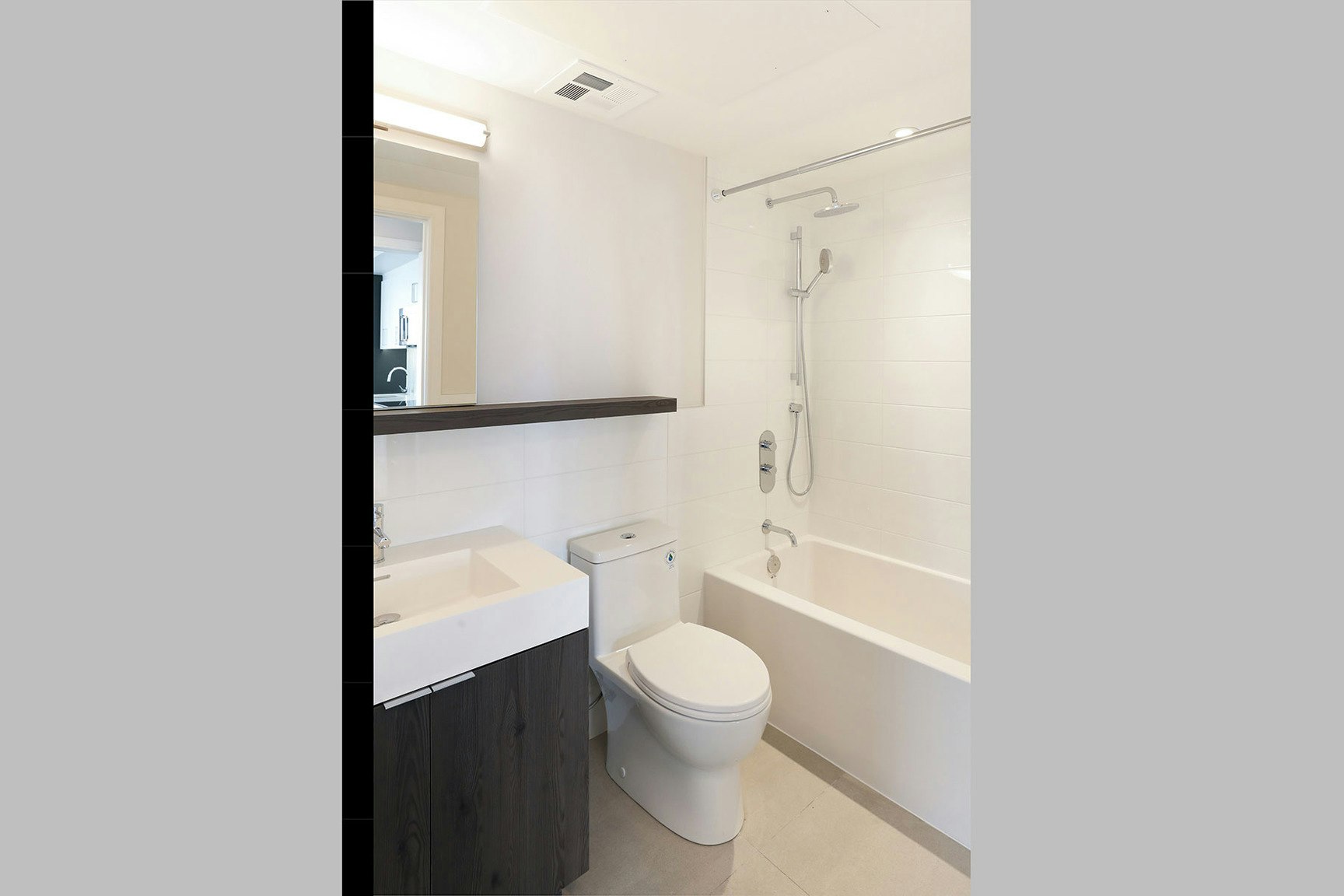 2525 Bathurst Street, Toronto, ON, M6B 2Y9 - 5