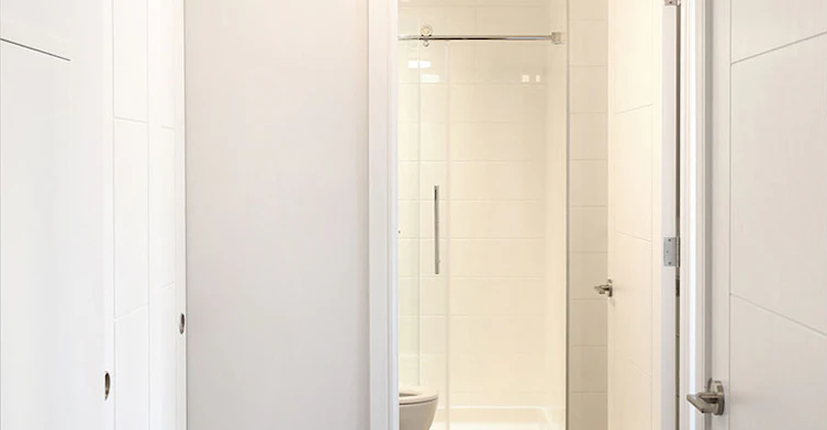 2525 Bathurst Street, Toronto, ON, M6B 2Y9 - 3