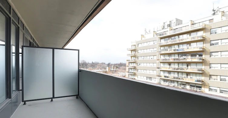 2525 Bathurst Street, Toronto, ON, M6B 2Y9 - 7