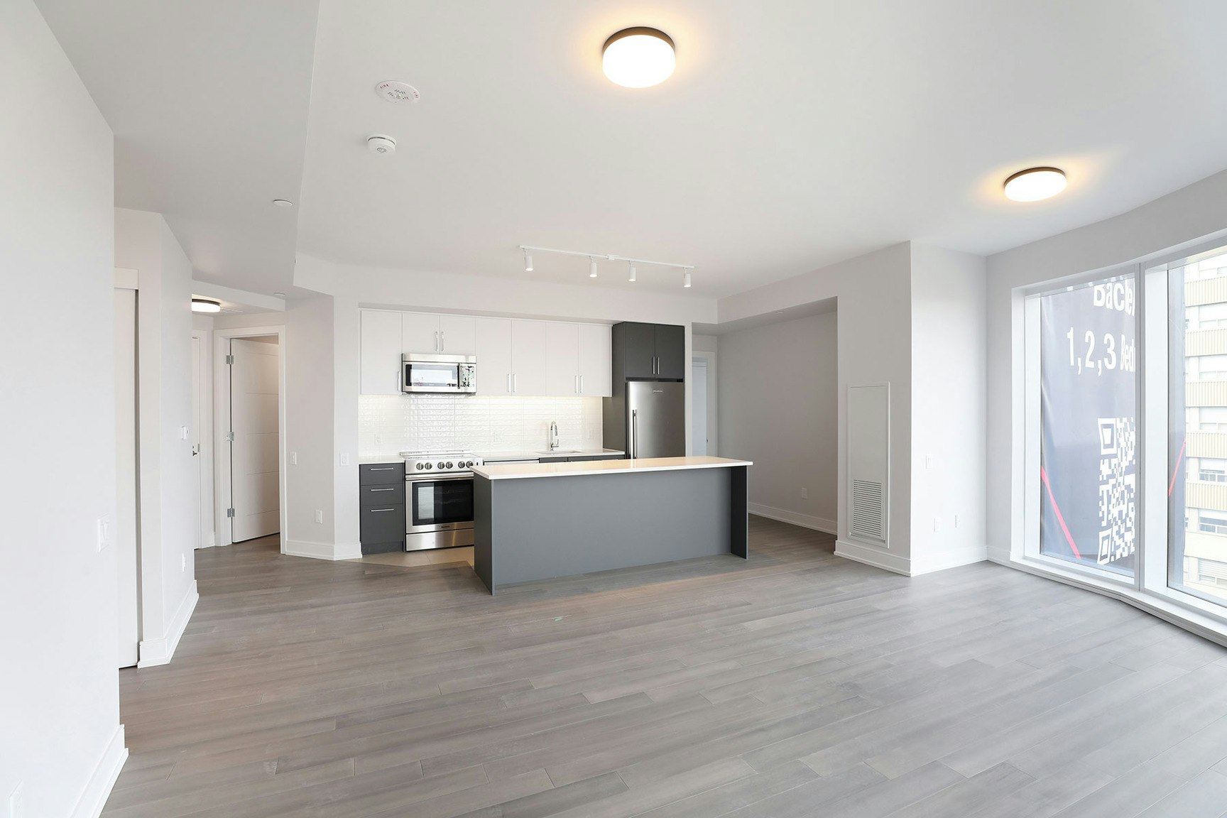 2525 Bathurst Street, Toronto, ON, M6B 2Y9