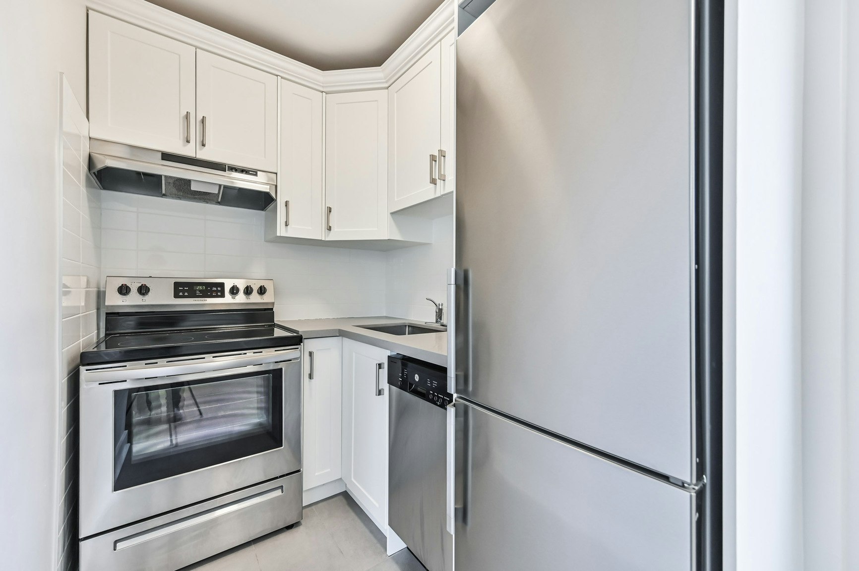 403-151 St George, Toronto, ON, M5R 2L9 - 3