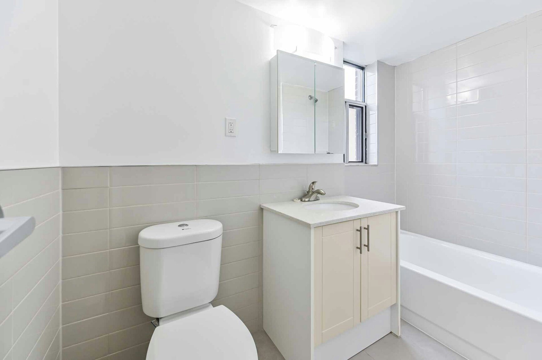 604-250 St. George Street, Toronto, ON, M5R 3L8 - 5