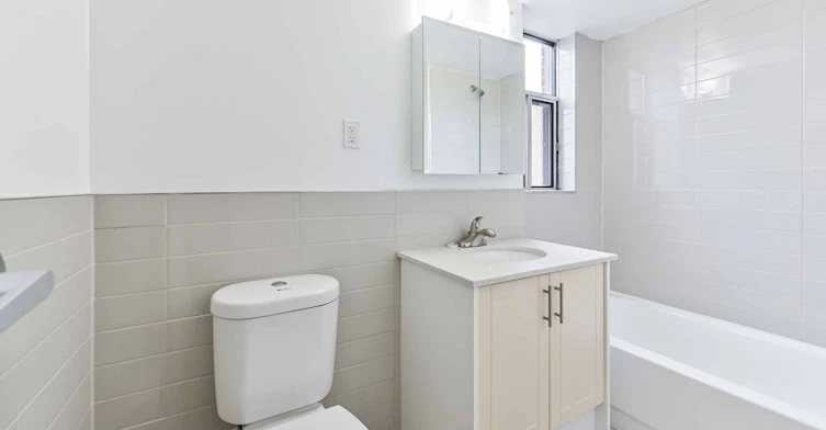 604-250 St. George Street, Toronto, ON, M5R 3L8 - 5