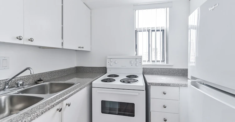206-250 St. George Street, Toronto, ON, M5R 3L8 - 2