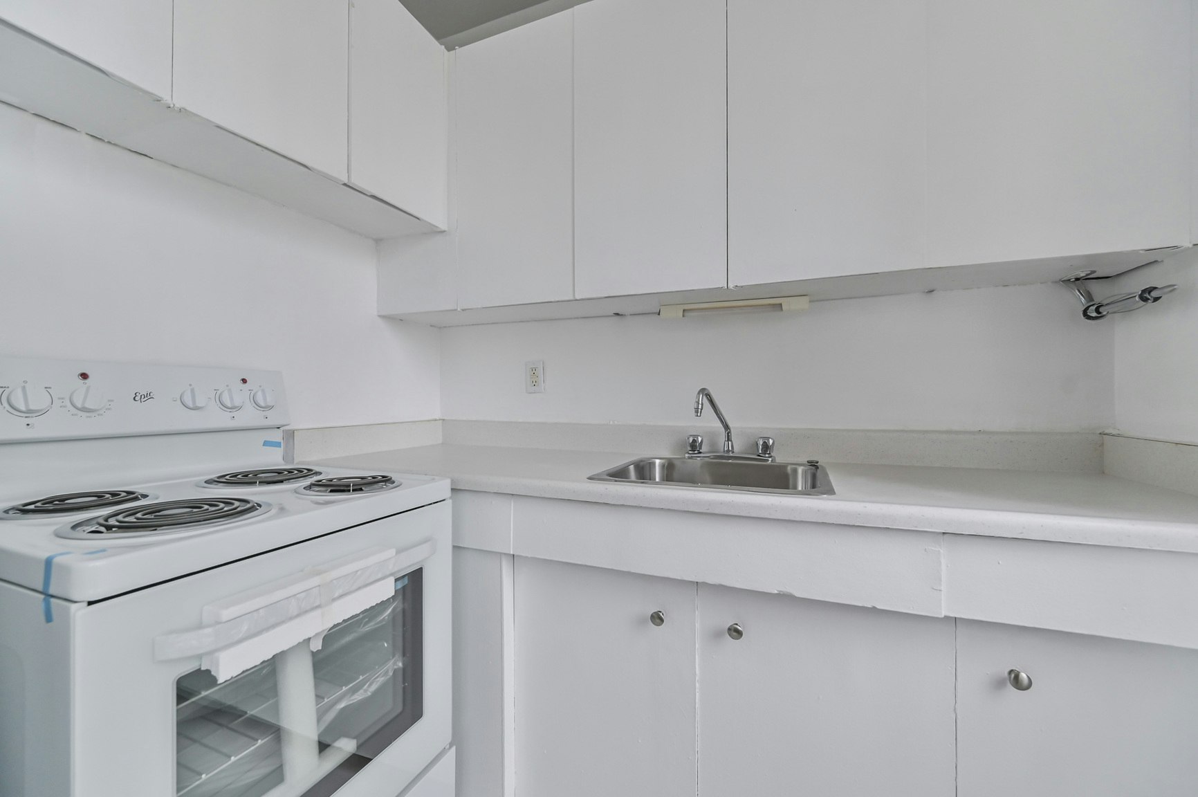 905-48 Isabella Street, Toronto, ON, M4Y 1N2 - 4