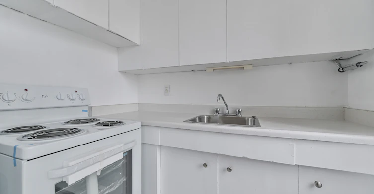 905-48 Isabella Street, Toronto, ON, M4Y 1N2 - 4