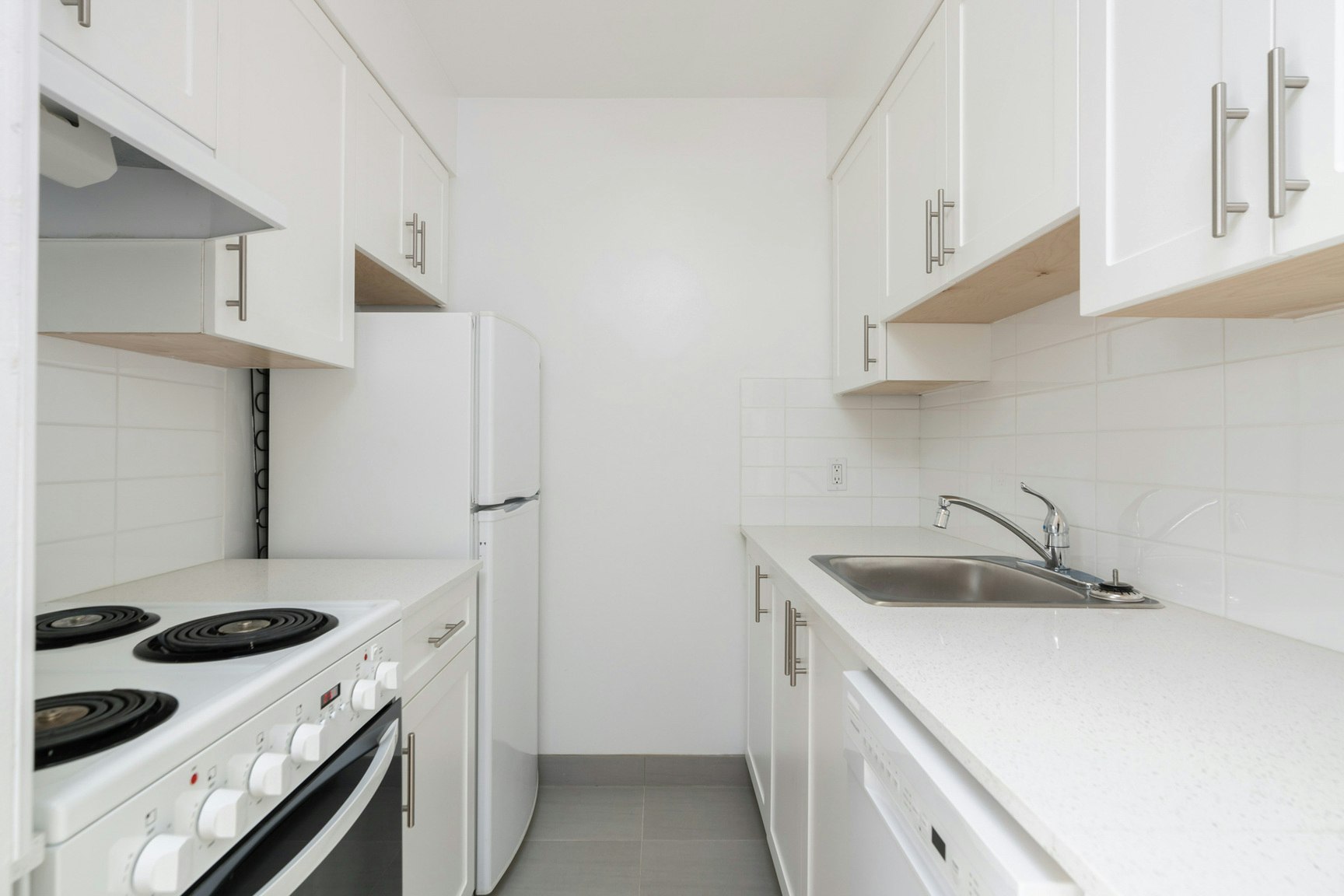 401-3675 West 7th Avenue, Vancouver, BC, V6R 1W5 - 5