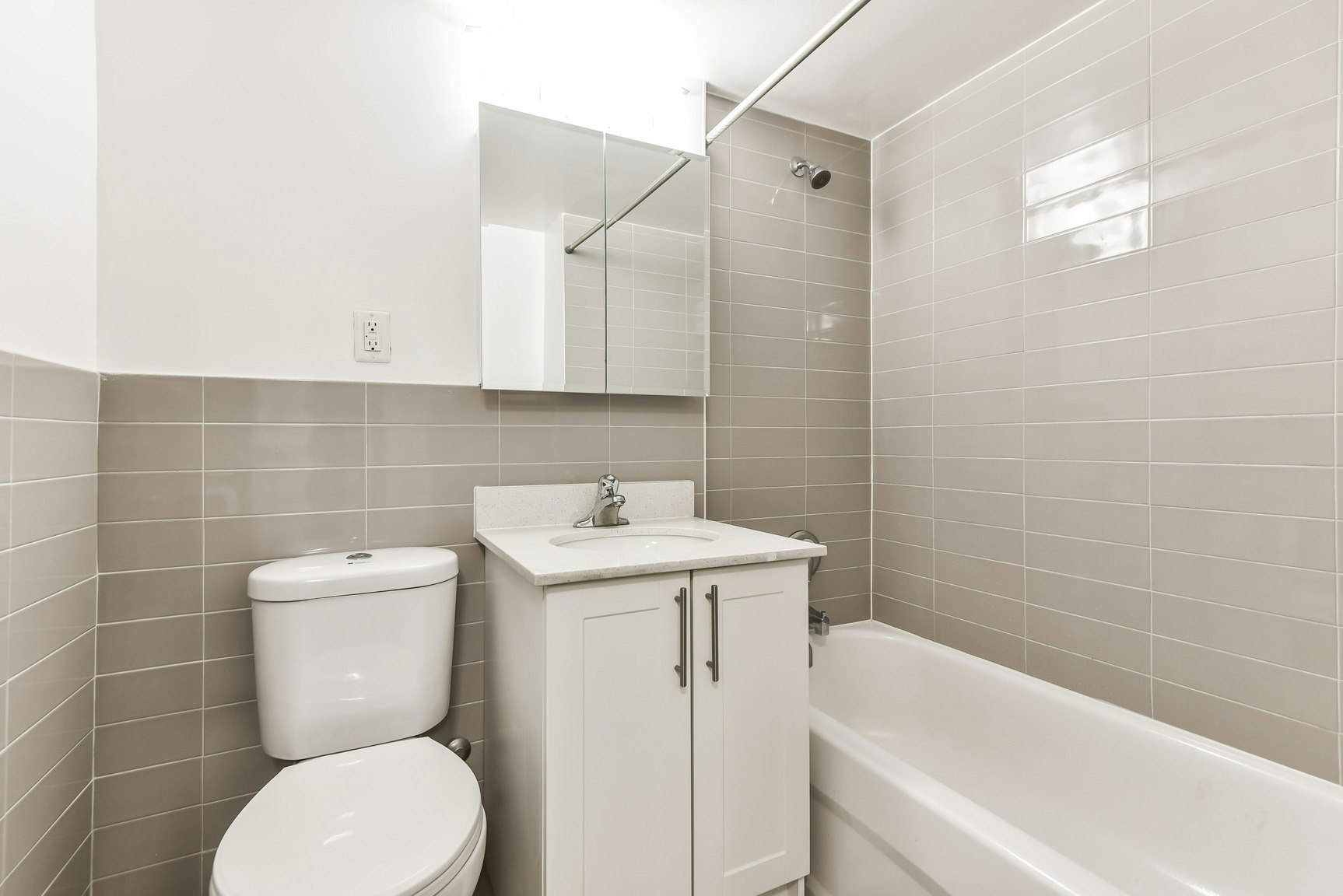 1109-103 Avenue Road, Toronto, ON, M5R 2G9 - 3