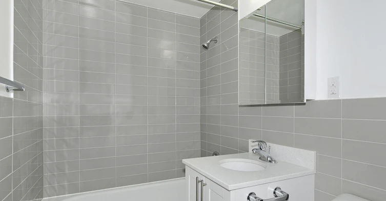 1102-103 Avenue Road, Toronto, ON, M5R 2G9 - 2