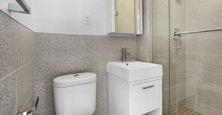112-103 Avenue Road, Toronto, ON, M5R 2G9 - 3