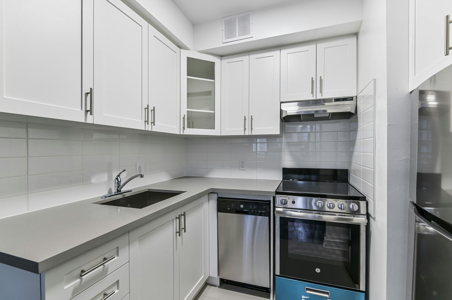 407-60 Gloucester Street, Toronto, ON, M4Y 1L7 - 3