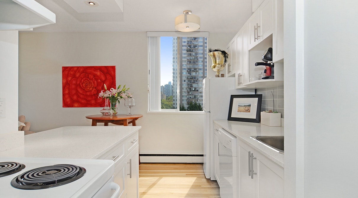 501-1952 Comox Street, Vancouver, BC, V6G 1R5